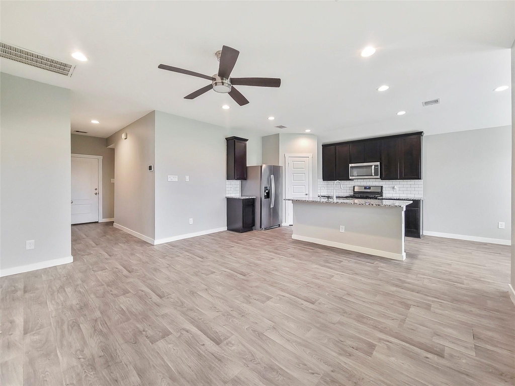 8122 Hush Heights Drive - Photo 2