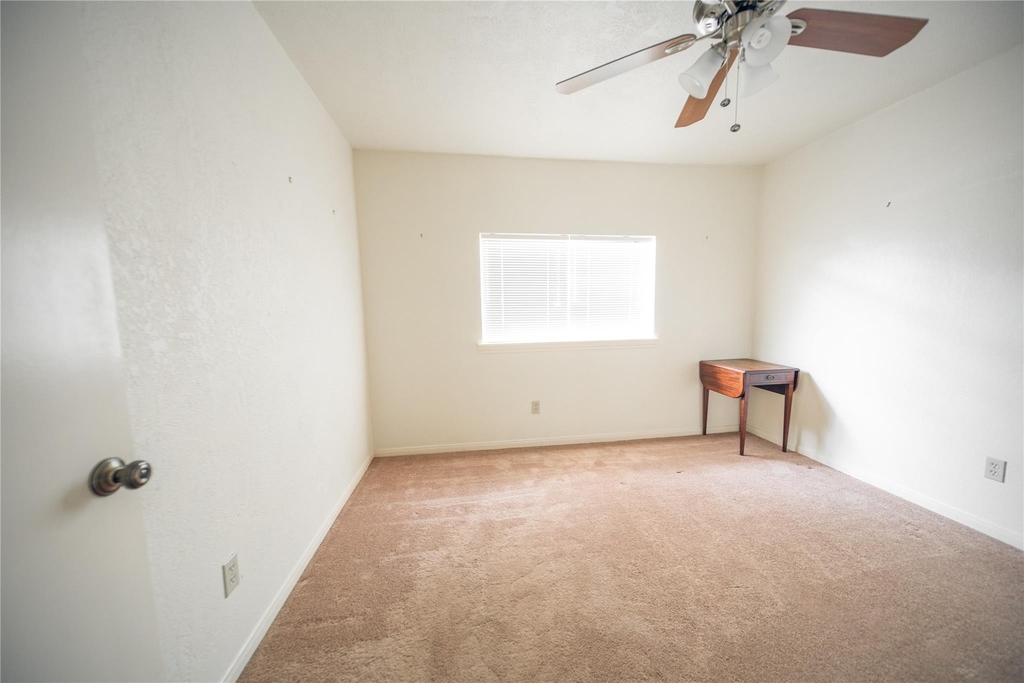 13927 Lynnwood Lane - Photo 6