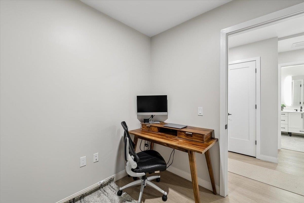 18 Artisan - Photo 18