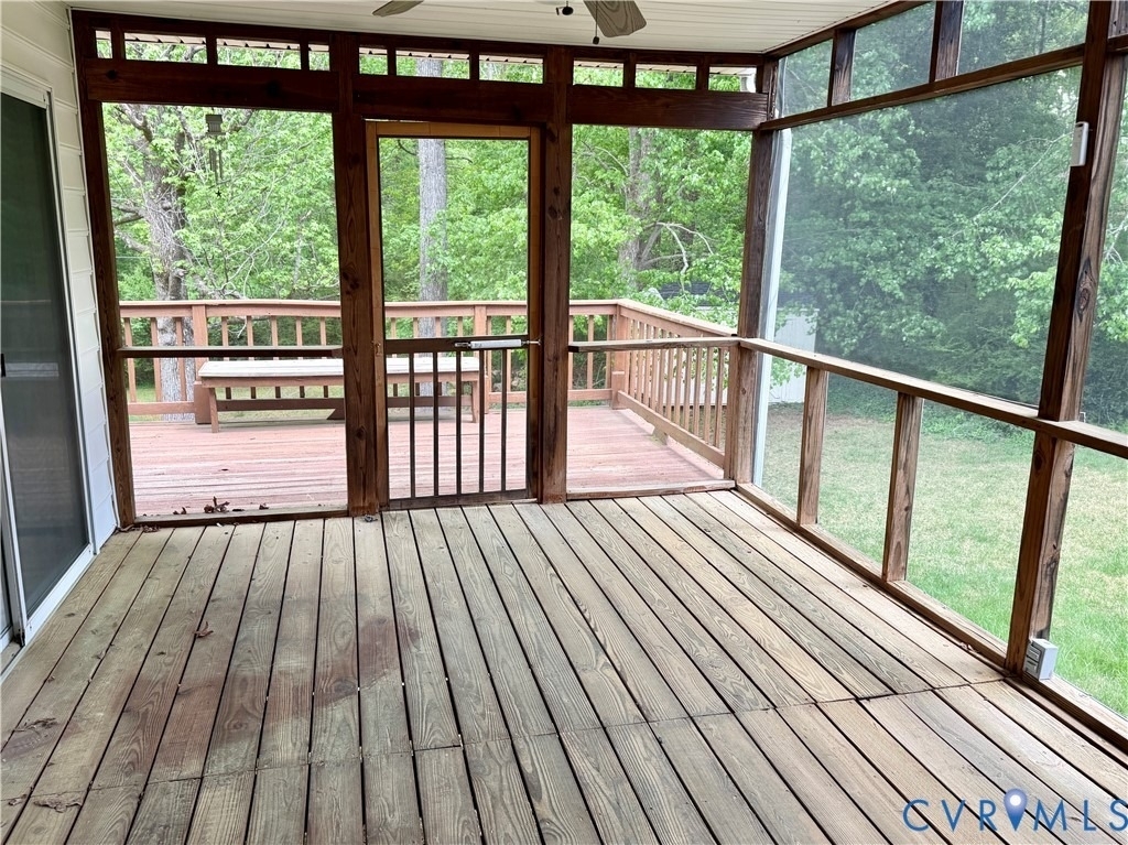 11402 Creekside Drive - Photo 15