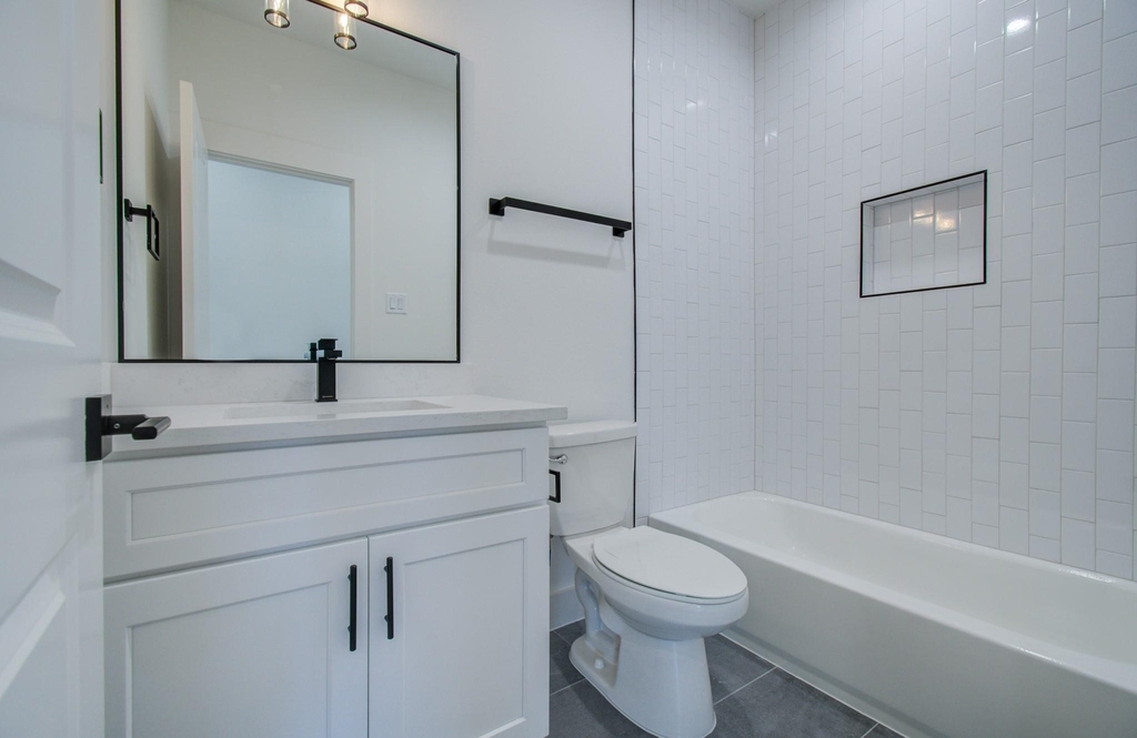 4425 Providence Street - Photo 19