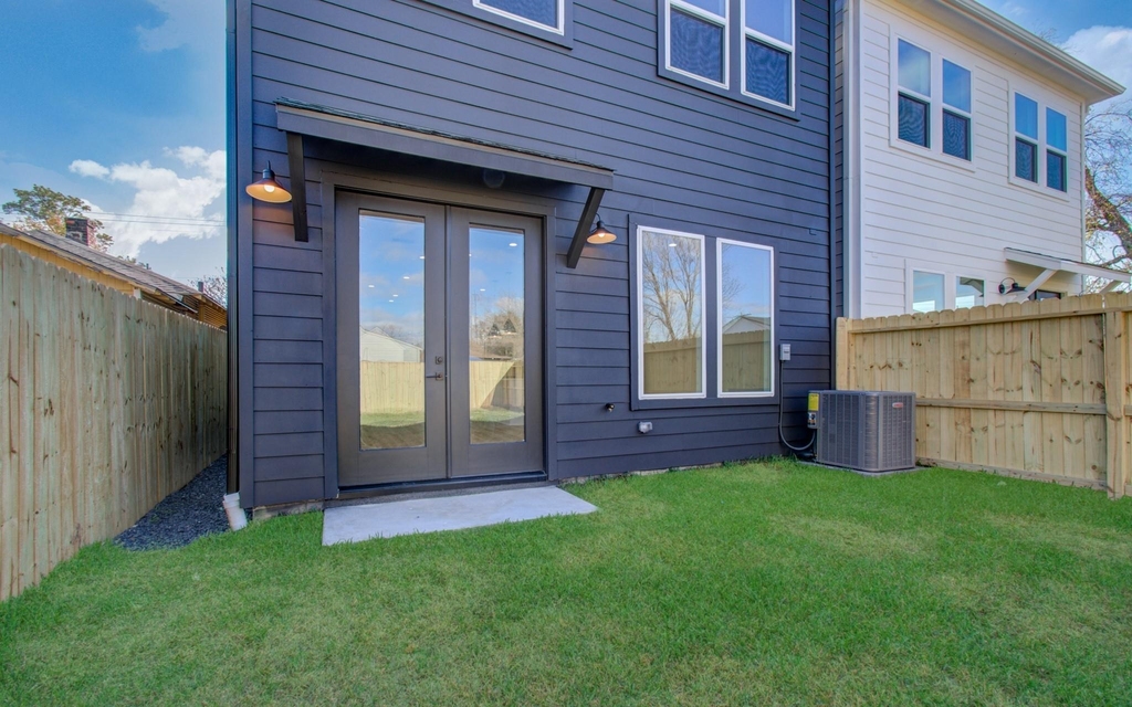 4425 Providence Street - Photo 38
