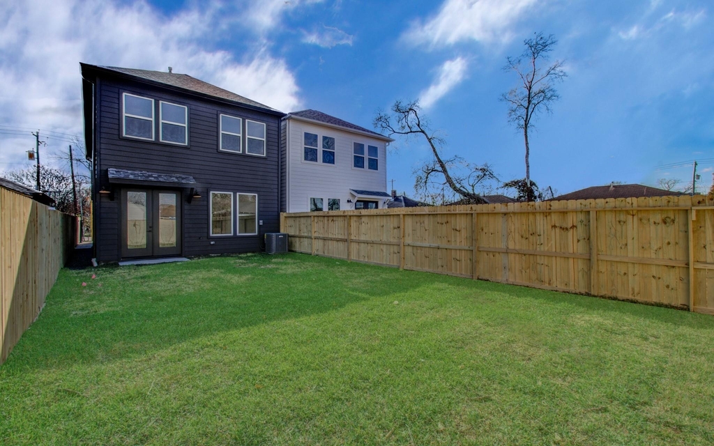 4425 Providence Street - Photo 35