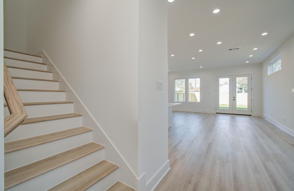 4425 Providence Street - Photo 15