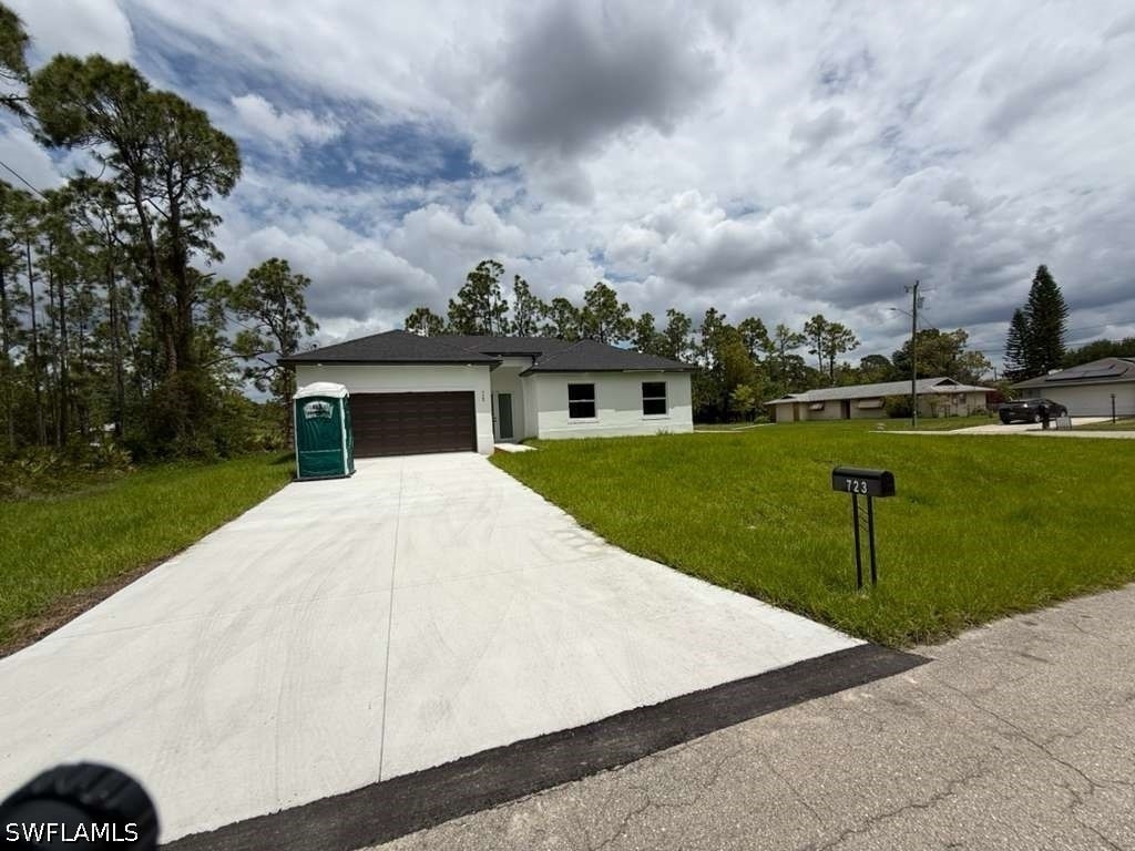 723 Epps Brown Street E - Photo 1