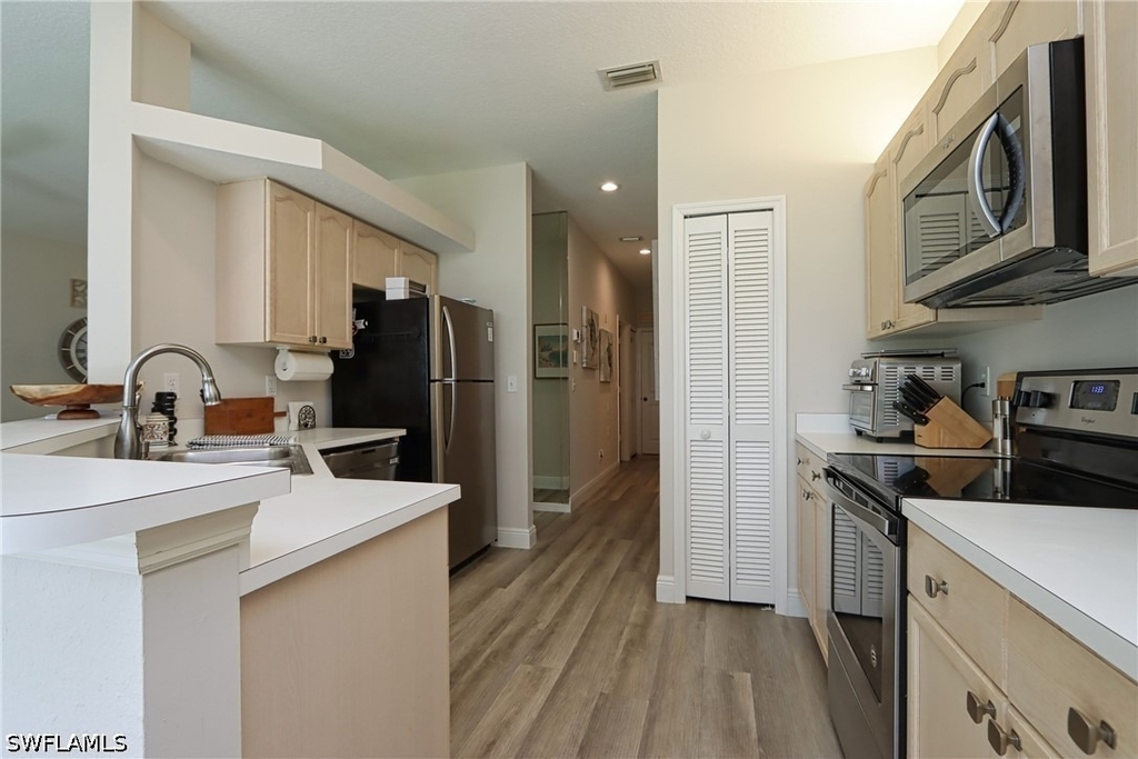 13140 Hamilton Harbour Drive - Photo 6