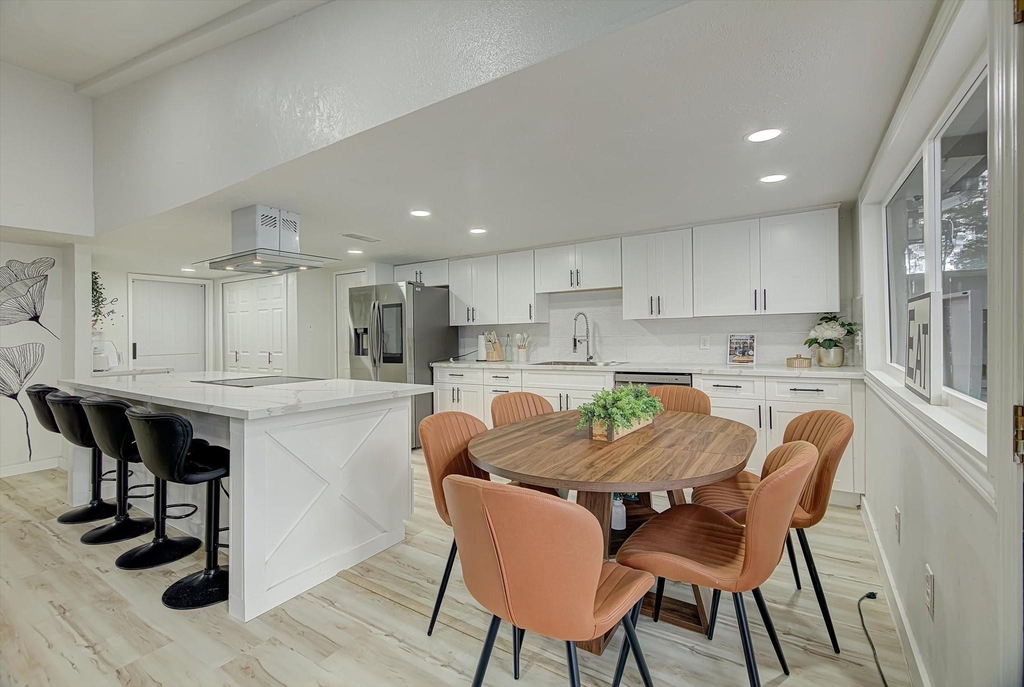 7310 Corta Calle Drive - Photo 9