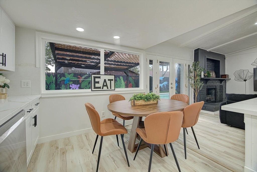 7310 Corta Calle Drive - Photo 10
