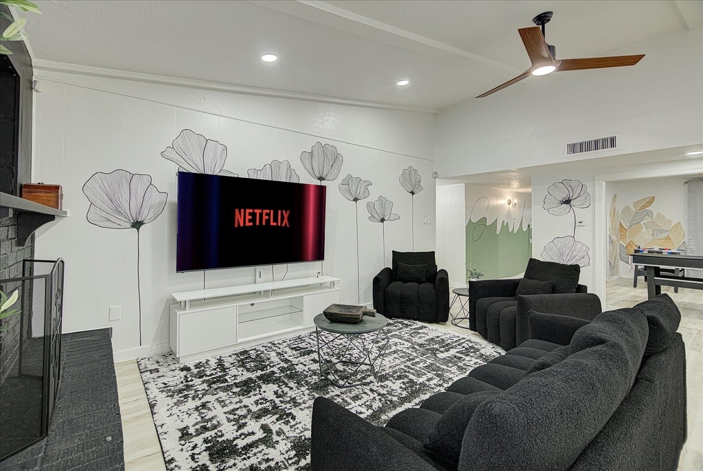 7310 Corta Calle Drive - Photo 4