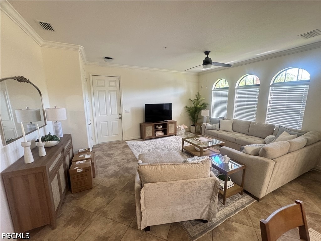 11907 Nalda Street - Photo 2