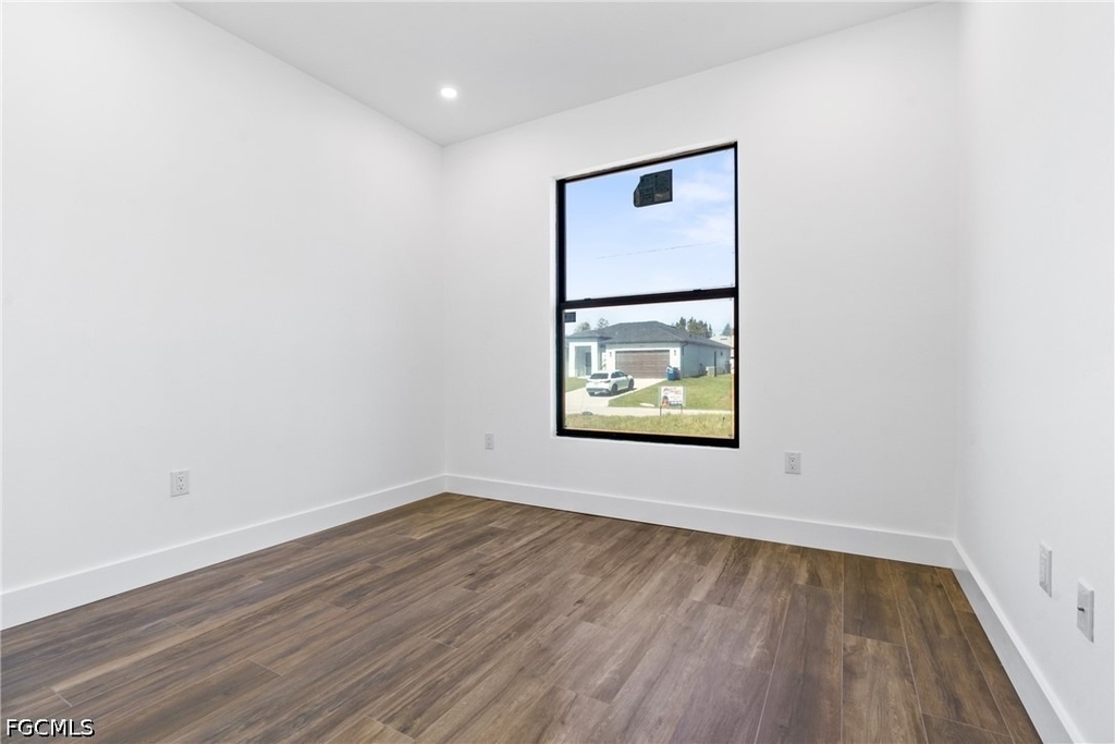 2803 44th Street Sw - Photo 9