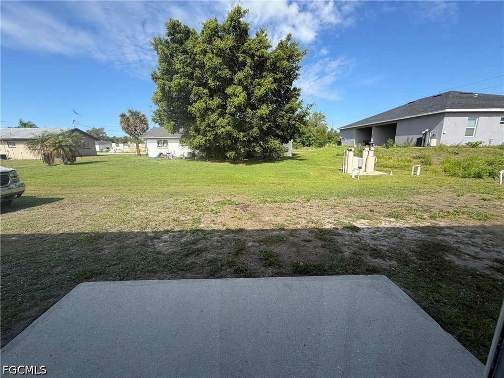 704 Gilbert Avenue S - Photo 14