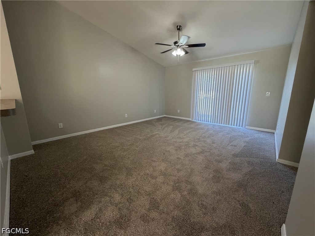 704 Gilbert Avenue S - Photo 8