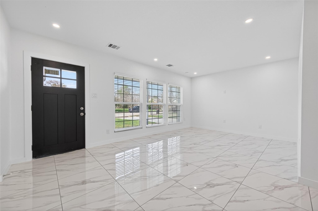 2202 Alabama Street - Photo 4