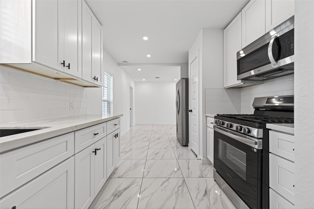 2202 Alabama Street - Photo 16