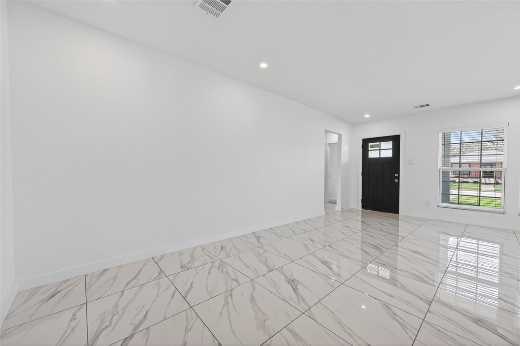 2202 Alabama Street - Photo 10