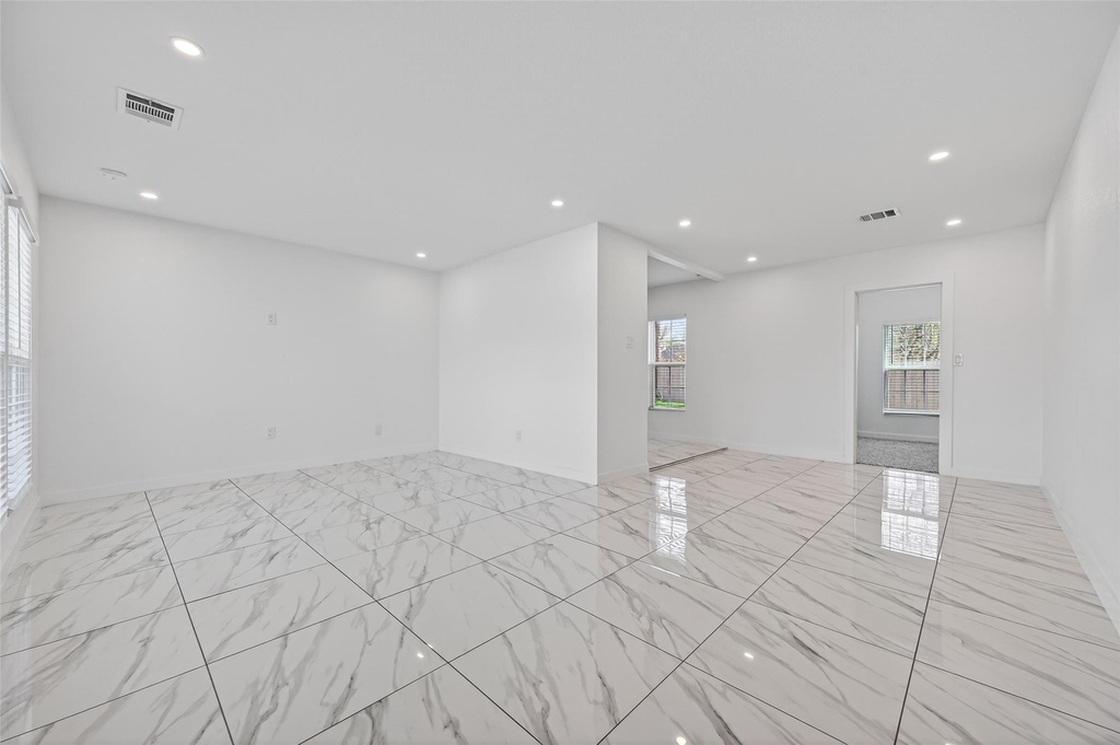 2202 Alabama Street - Photo 5