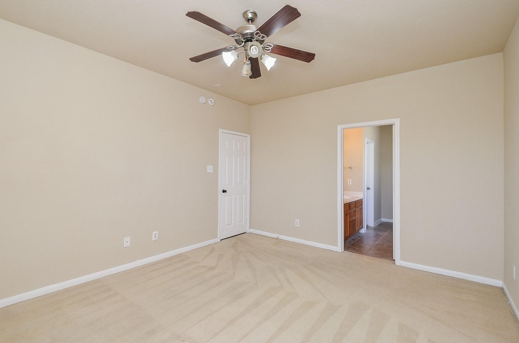 4126 Barossa Valley Lane - Photo 12