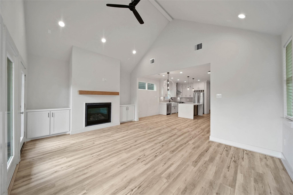 3322 Delhi Street - Photo 7