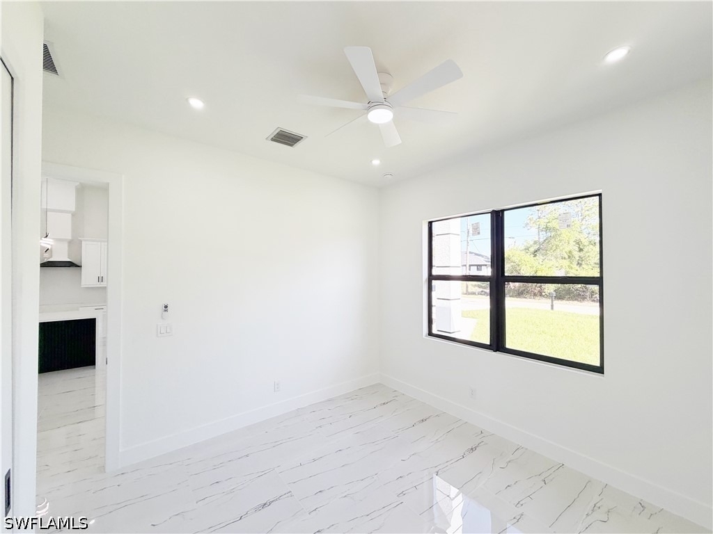 2607 49th Street W - Photo 23