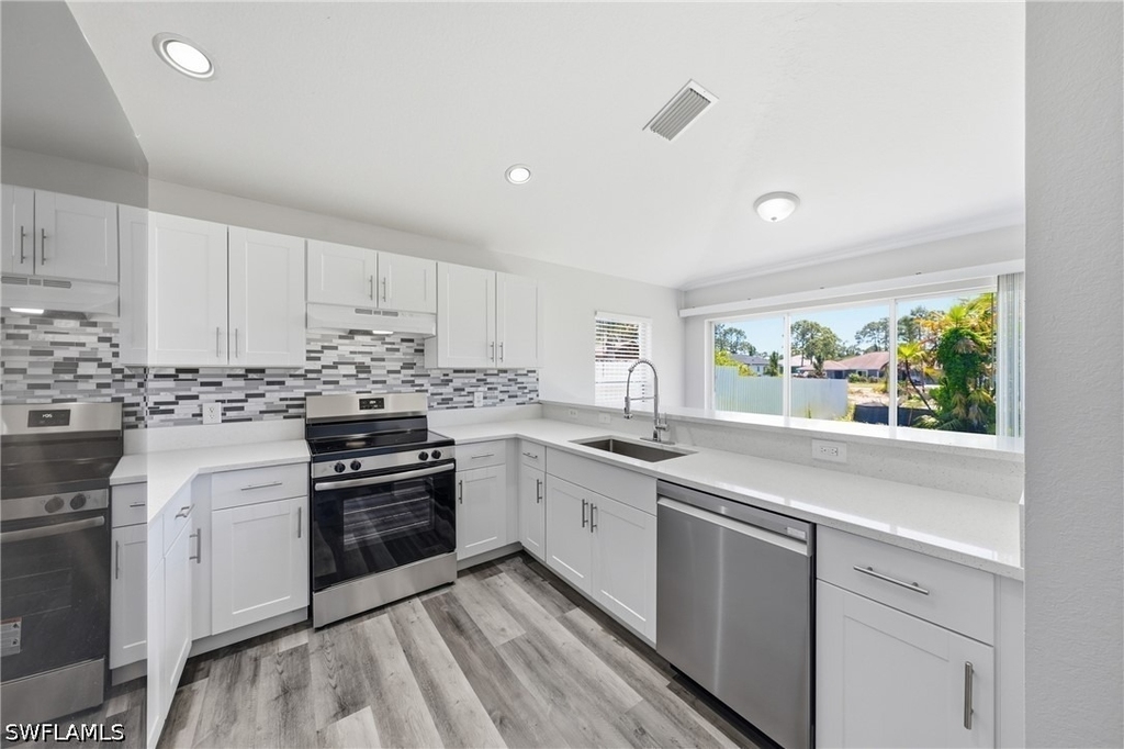 4621 25th Street Sw - Photo 2