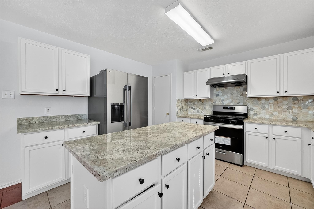 8366 Golf Green Circle - Photo 13