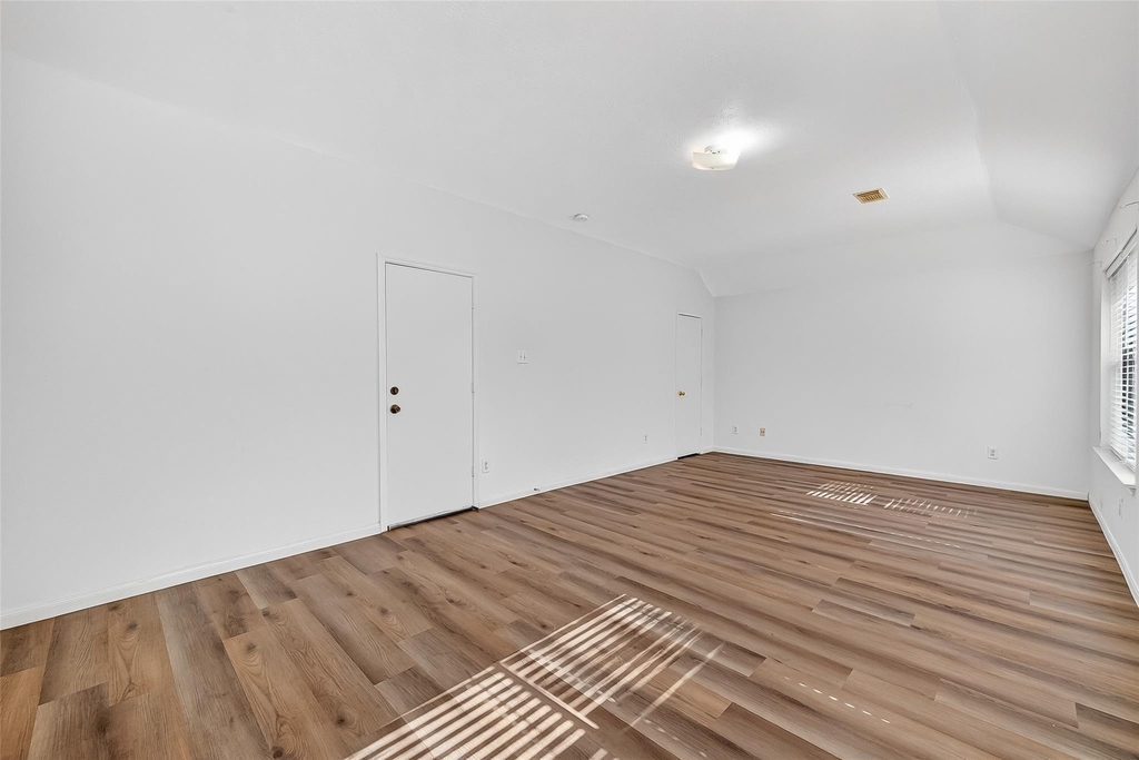 8366 Golf Green Circle - Photo 31