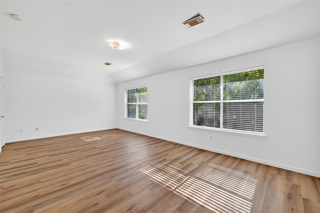 8366 Golf Green Circle - Photo 30