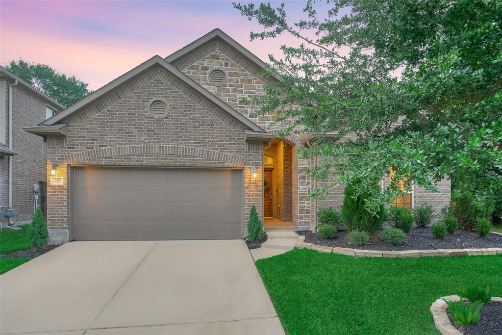 204 Forest Peak Way - Photo 1
