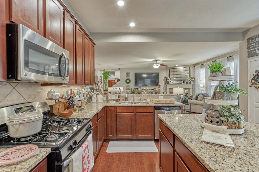 204 Forest Peak Way - Photo 16