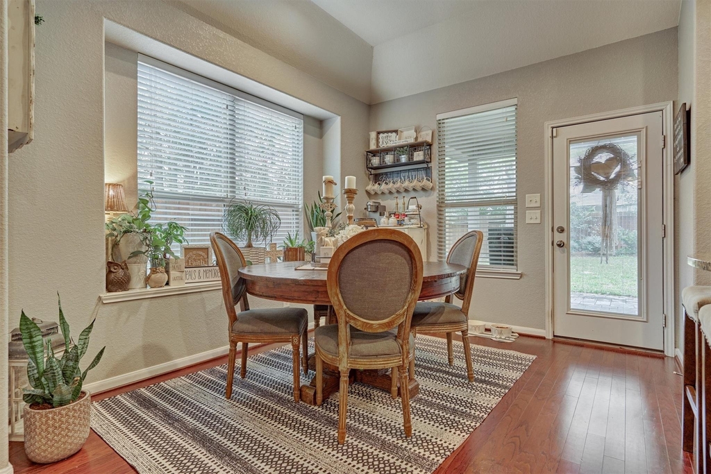 204 Forest Peak Way - Photo 14