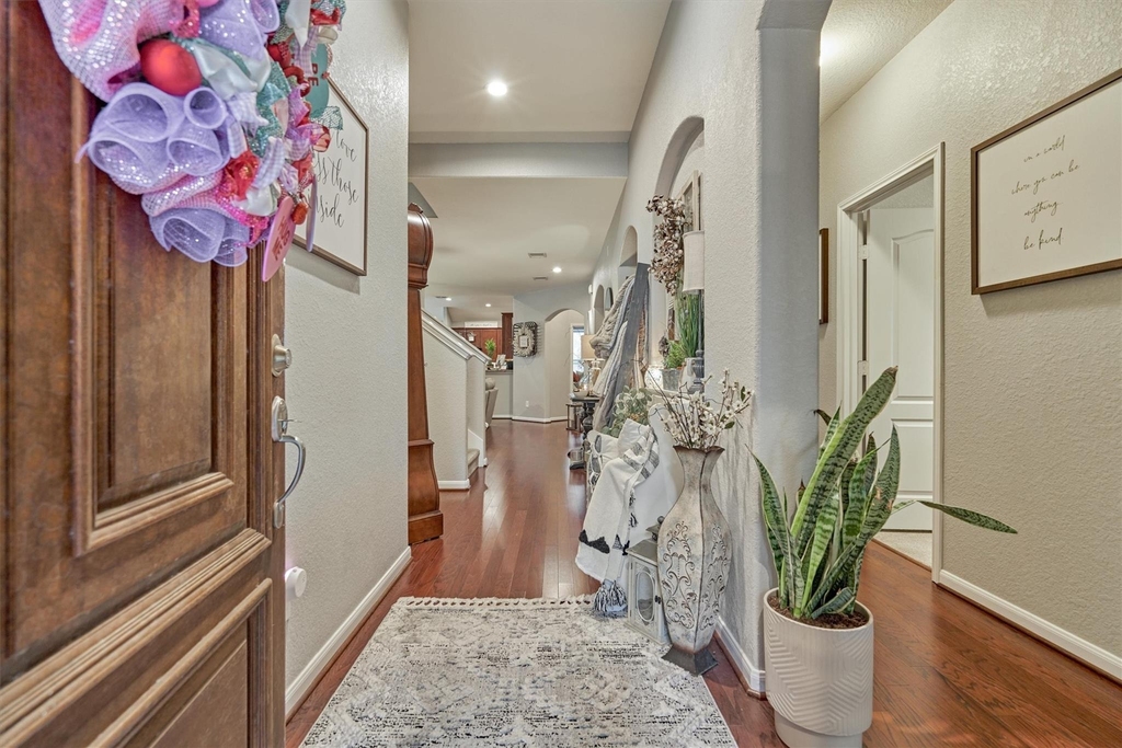 204 Forest Peak Way - Photo 4