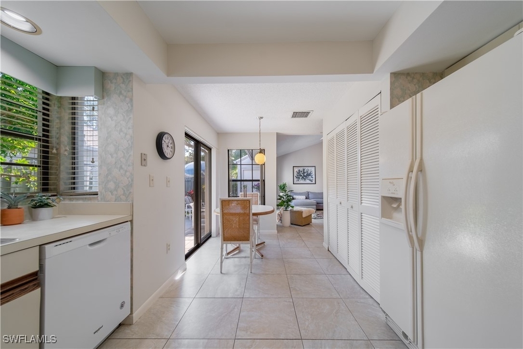 878 Meadowland Drive - Photo 6