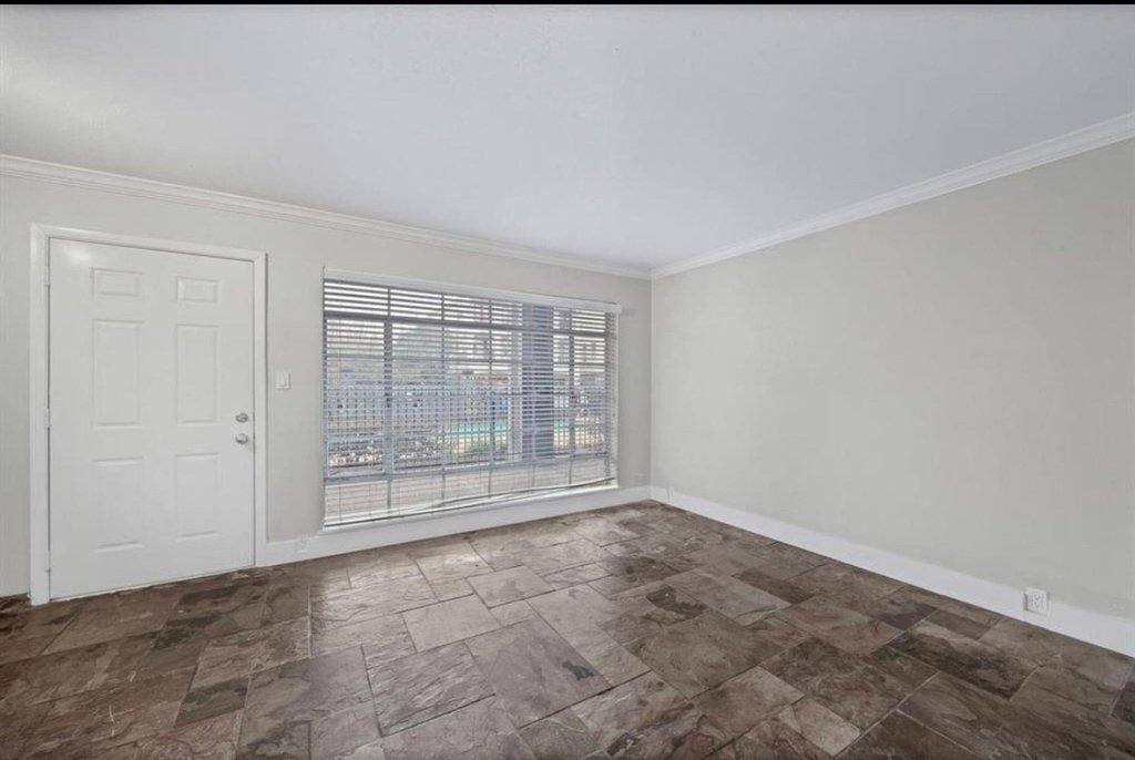2322 Richton Street - Photo 2