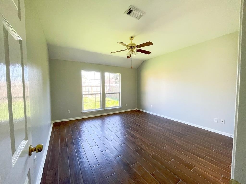 6638 Chantalle Drive - Photo 11