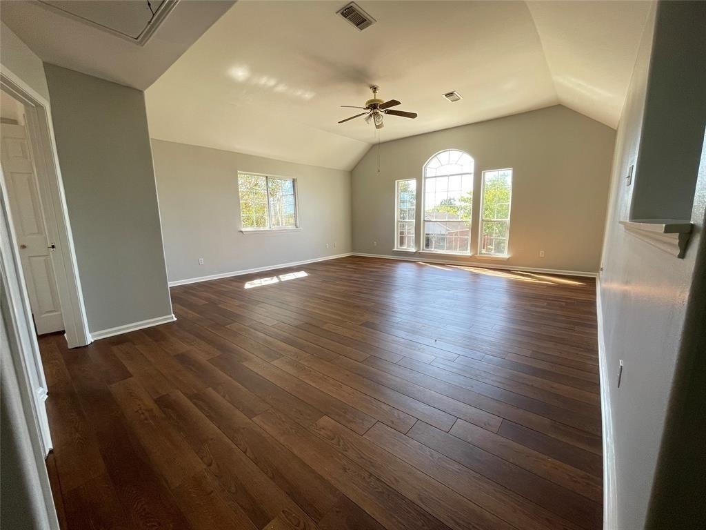 6638 Chantalle Drive - Photo 16