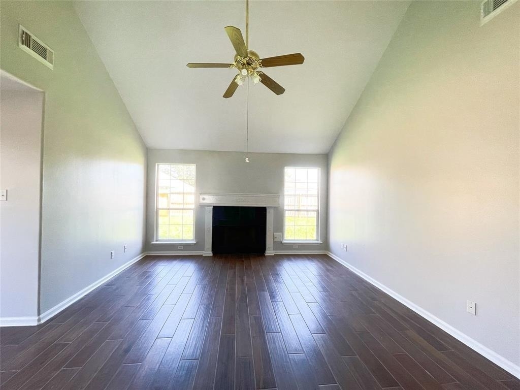 6638 Chantalle Drive - Photo 10
