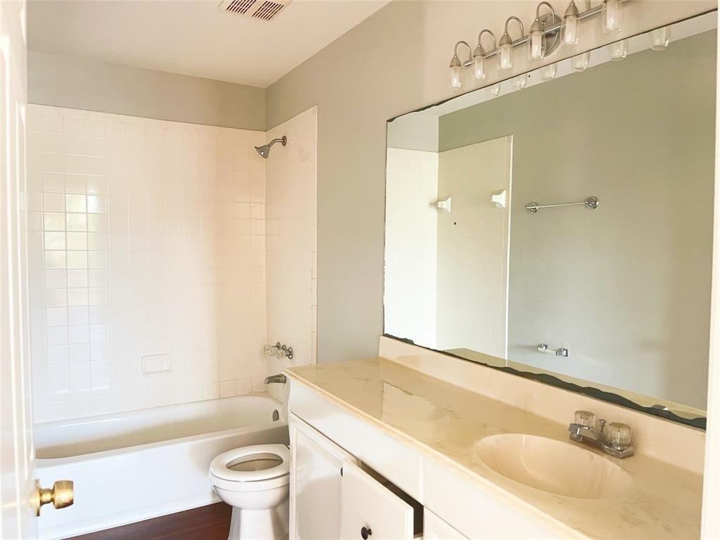 6638 Chantalle Drive - Photo 18