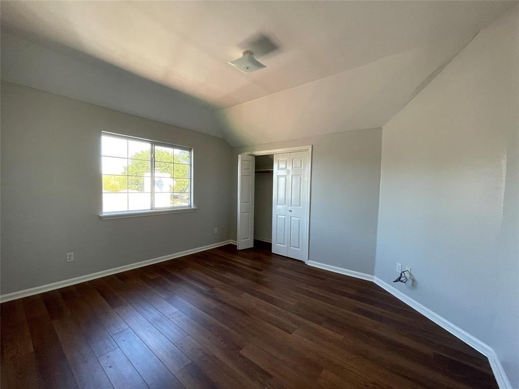 6638 Chantalle Drive - Photo 22