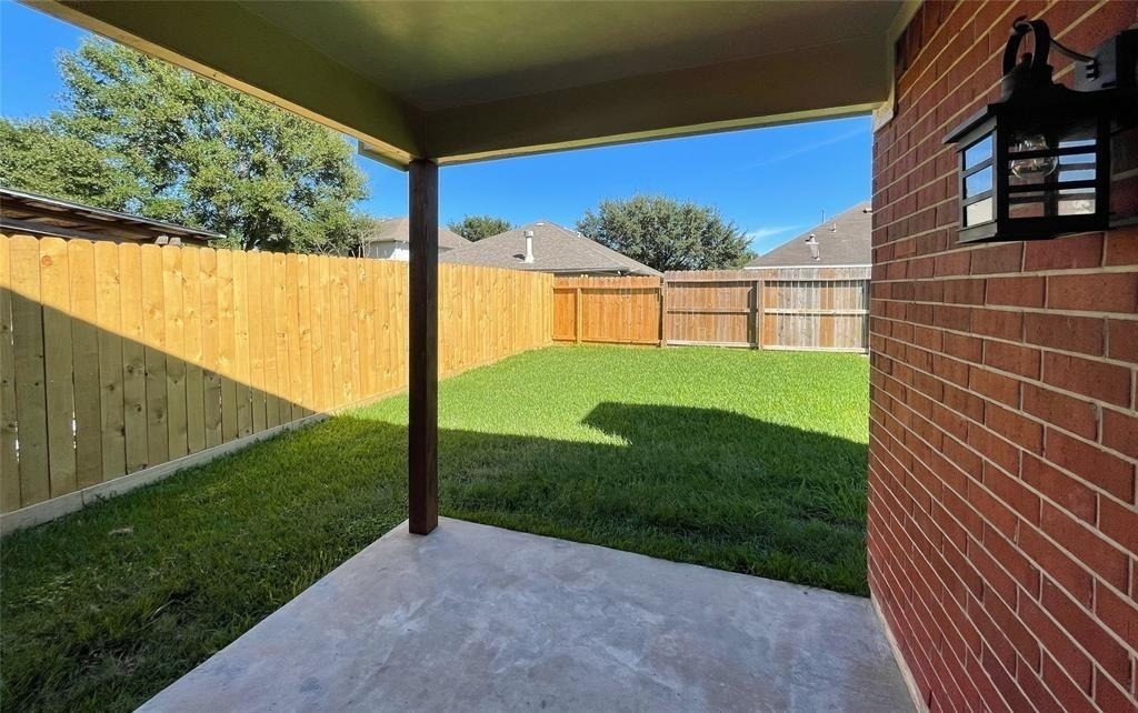 6638 Chantalle Drive - Photo 23