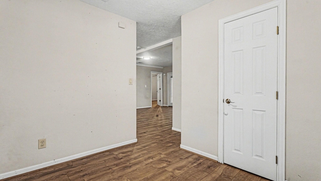 5615 John Martin Road - Photo 13
