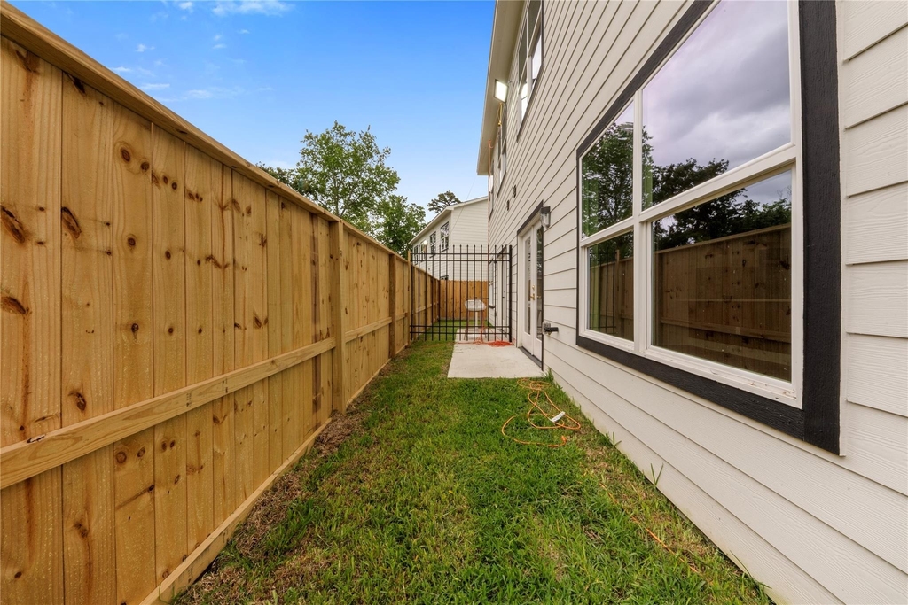 7117 Springdale Street - Photo 4