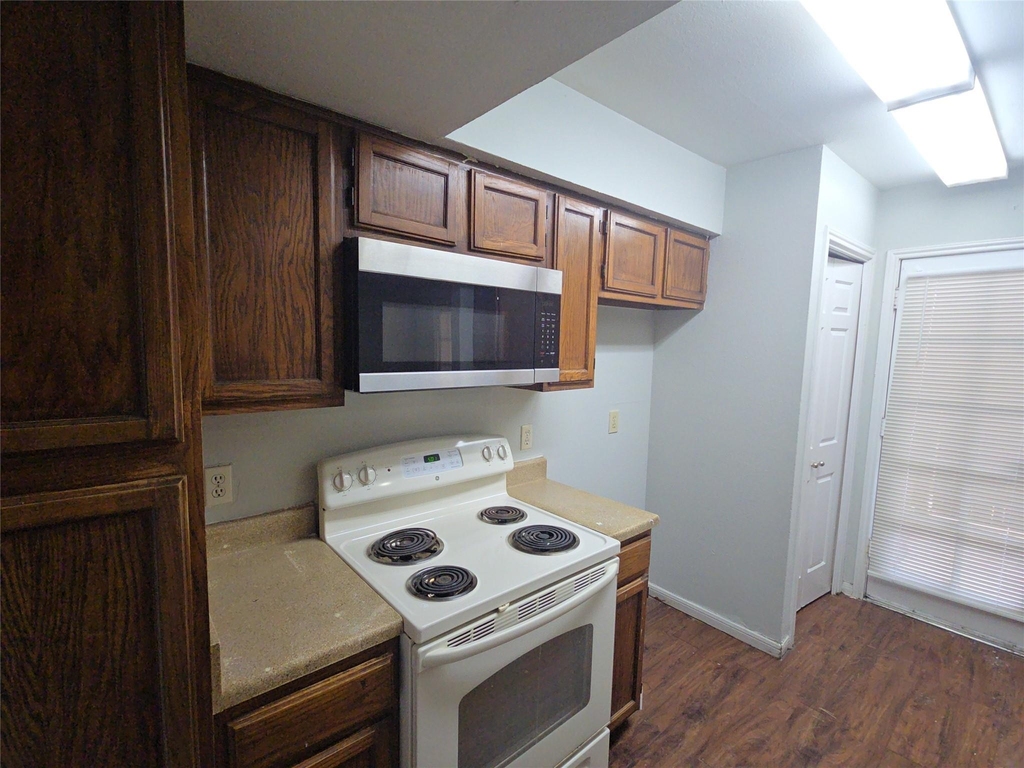 14600 Fonmeadow Drive - Photo 4
