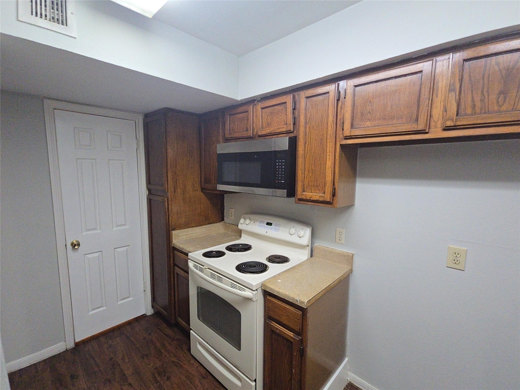14600 Fonmeadow Drive - Photo 18