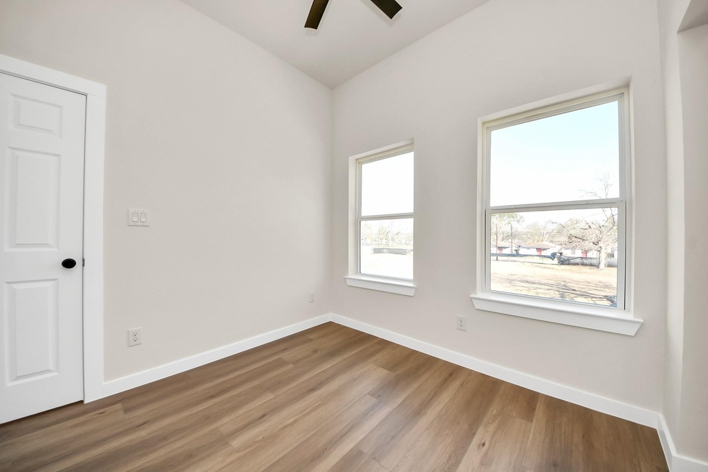 8025 Peachtree Street - Photo 25