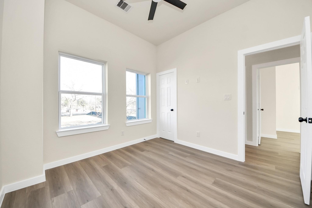 8025 Peachtree Street - Photo 19