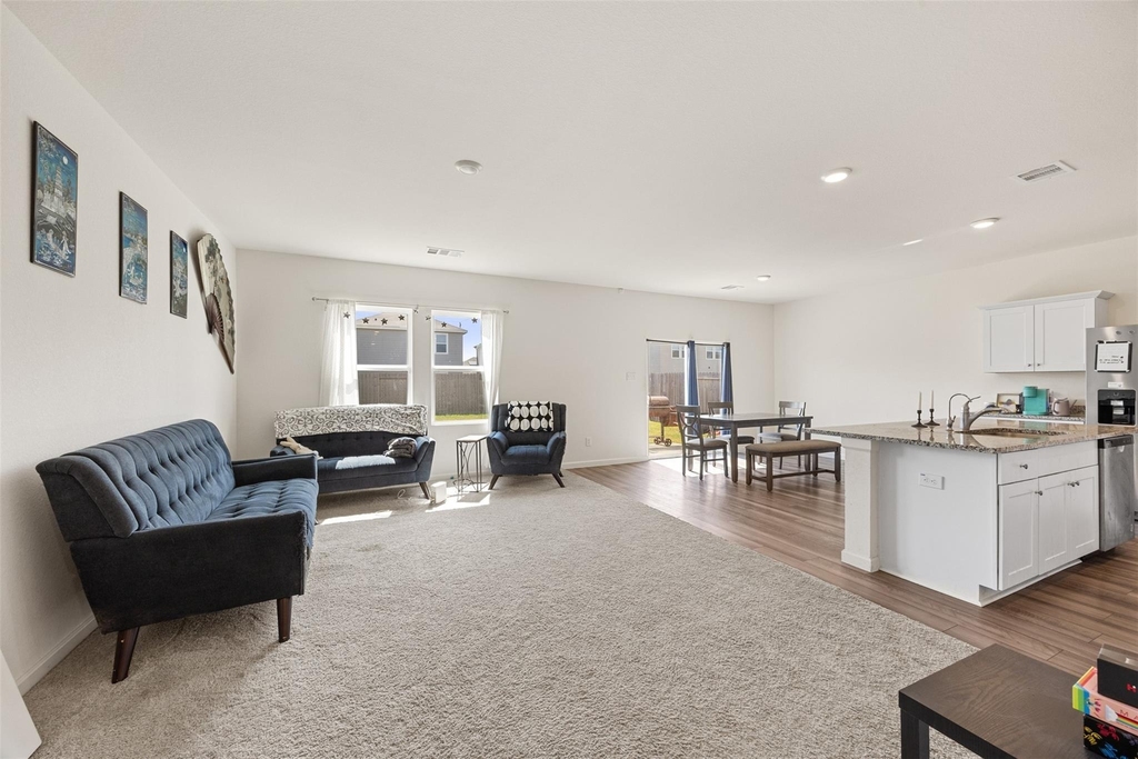 7826 Pink Dahlia Drive - Photo 4