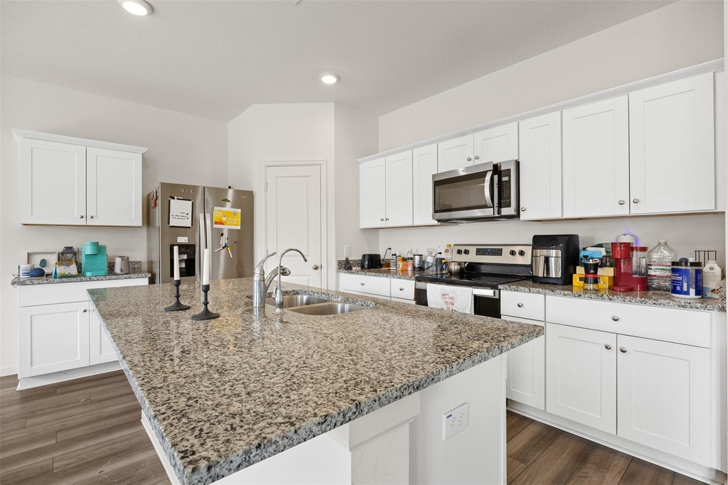 7826 Pink Dahlia Drive - Photo 12