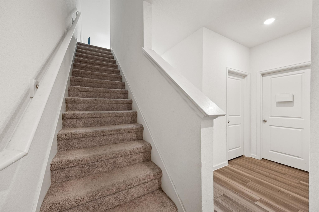 7826 Pink Dahlia Drive - Photo 3