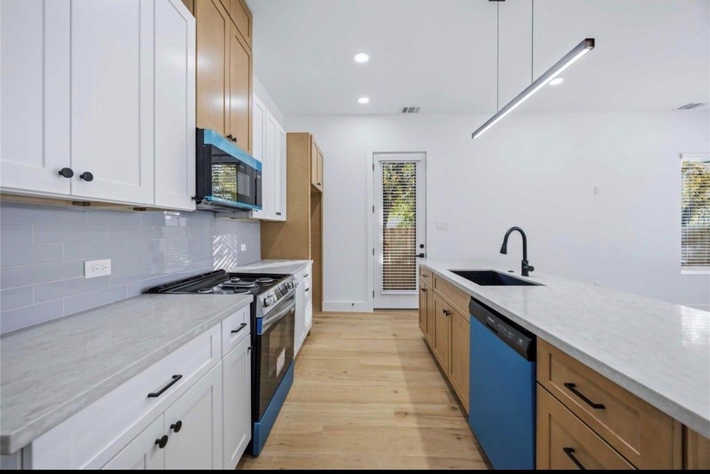 3923 Aledo Street - Photo 5